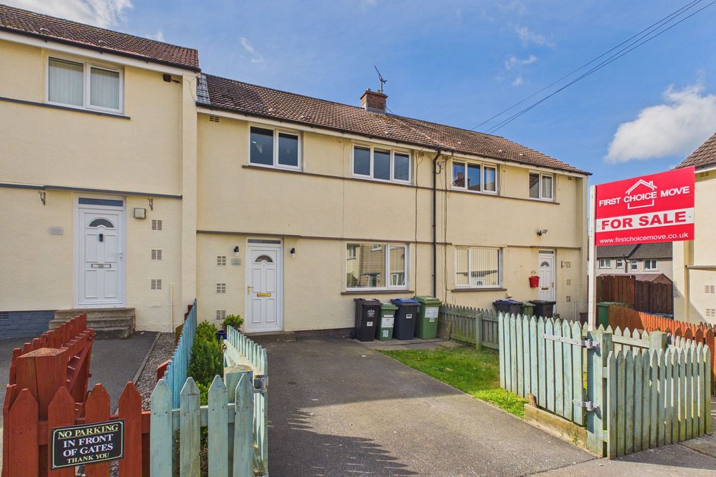 Property photo 2 of 13