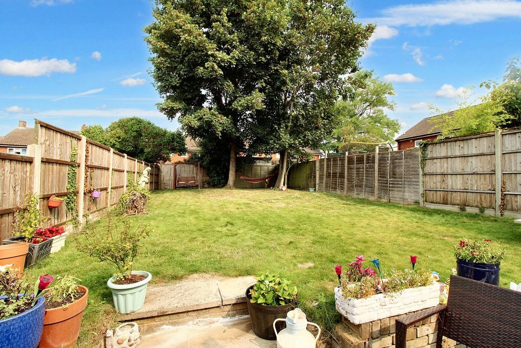 Property photo 2 of 24 Rear Garden
