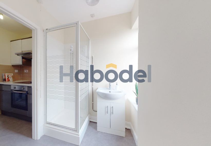 Property photo 2 of 6