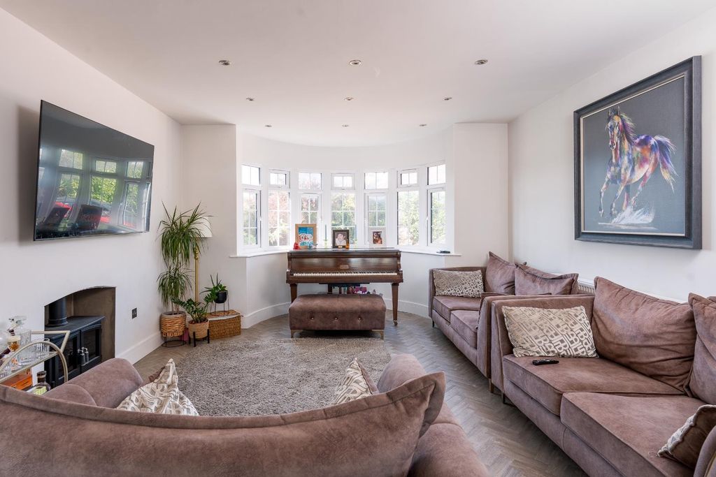 Property photo 1 of 32 Olh06304-Hdr-Edit.Jpg