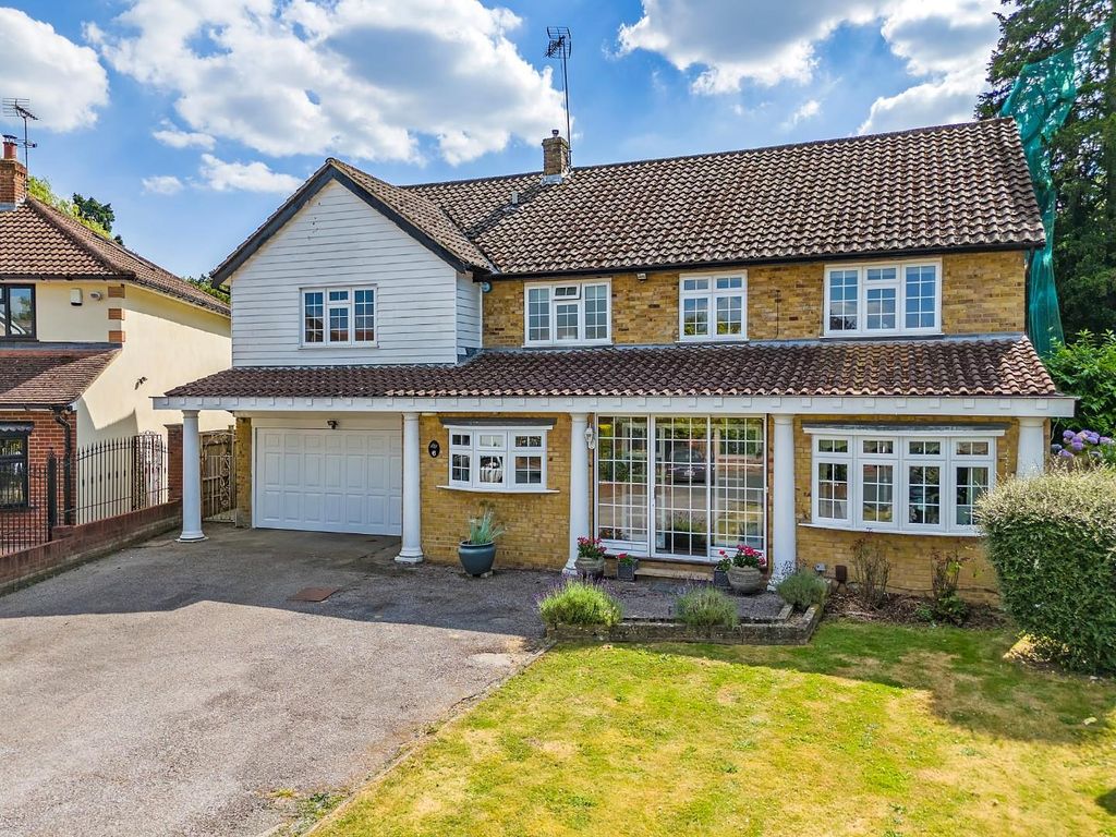 Property photo 1 of 41