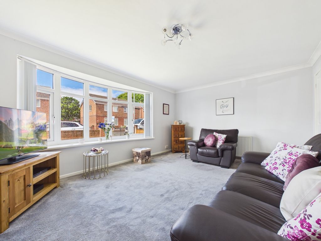 Property photo 3 of 22 3- Rob Hammond Ewemove Pontefract