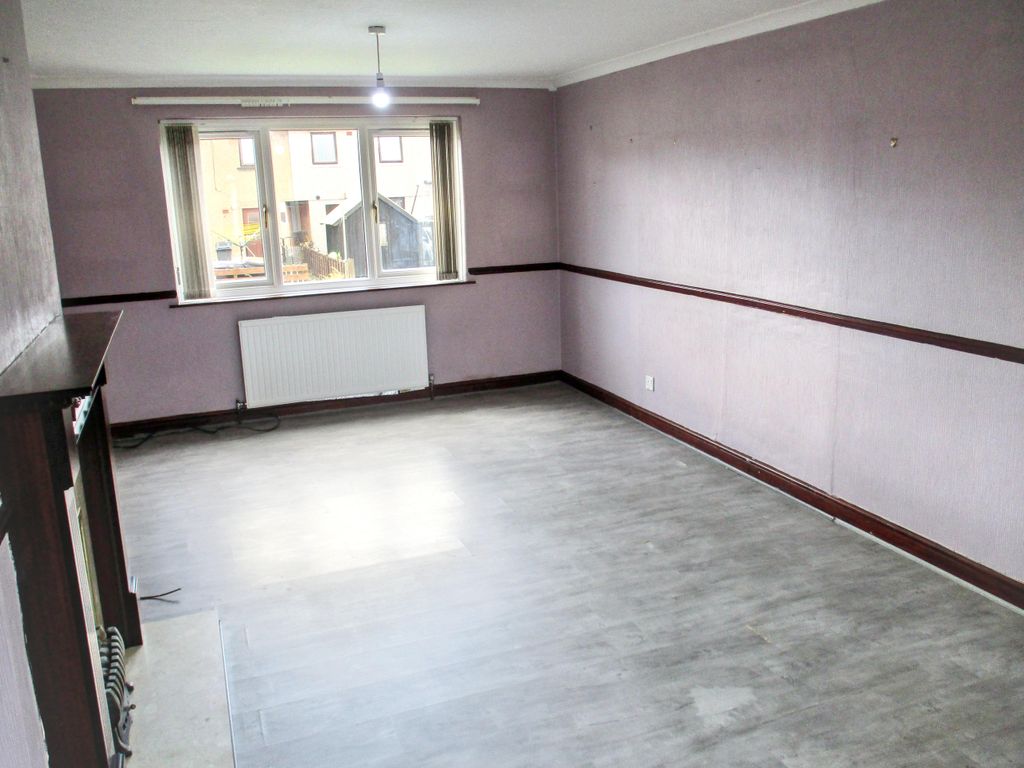Property photo 3 of 33