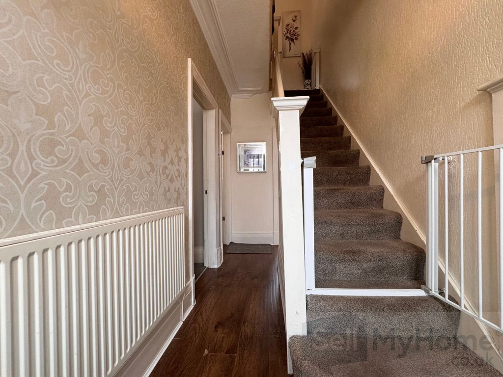 Property photo 2 of 12 Hall