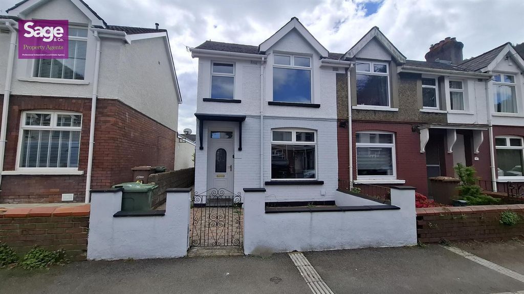 Property photo 1 of 23