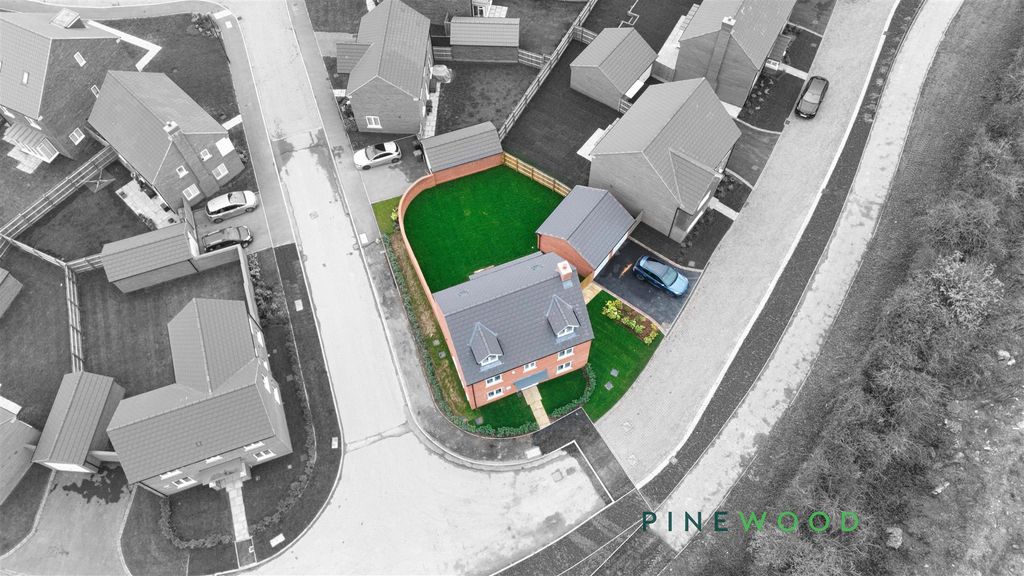 Property photo 2 of 34 Plot