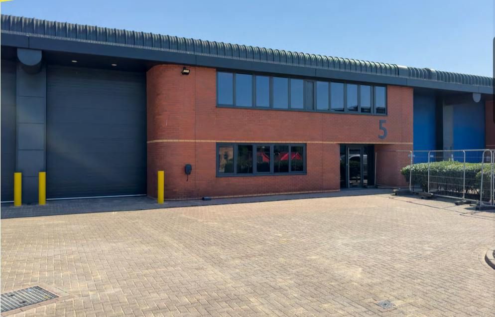 Property photo 1 of 4 Unit 5, Abbey Road Industrial Estate External