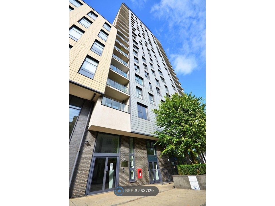 Property photo 1 of 16 Entrance