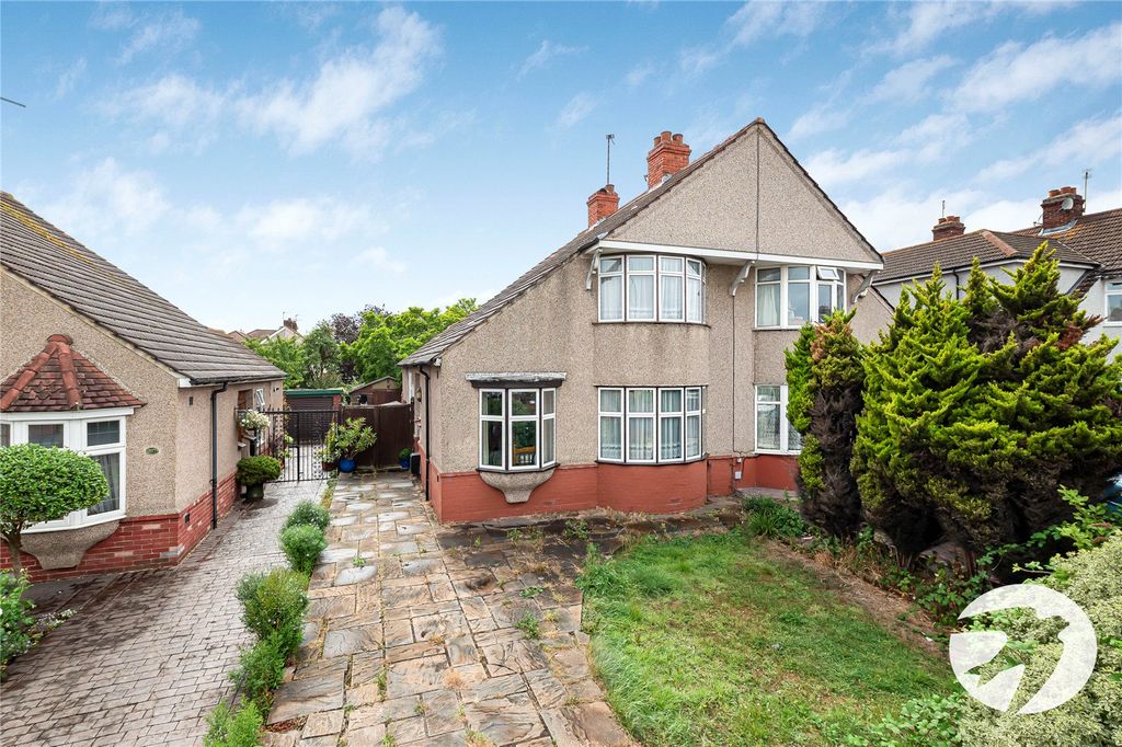 Property photo 1 of 15 External