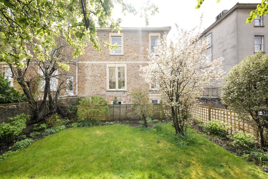 Additional image 15 of 2 bed flat for saleWestfield Park, Redland, Bristol BS6