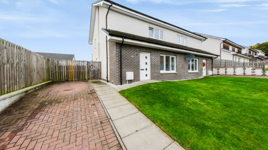 Property photo 1 of 58