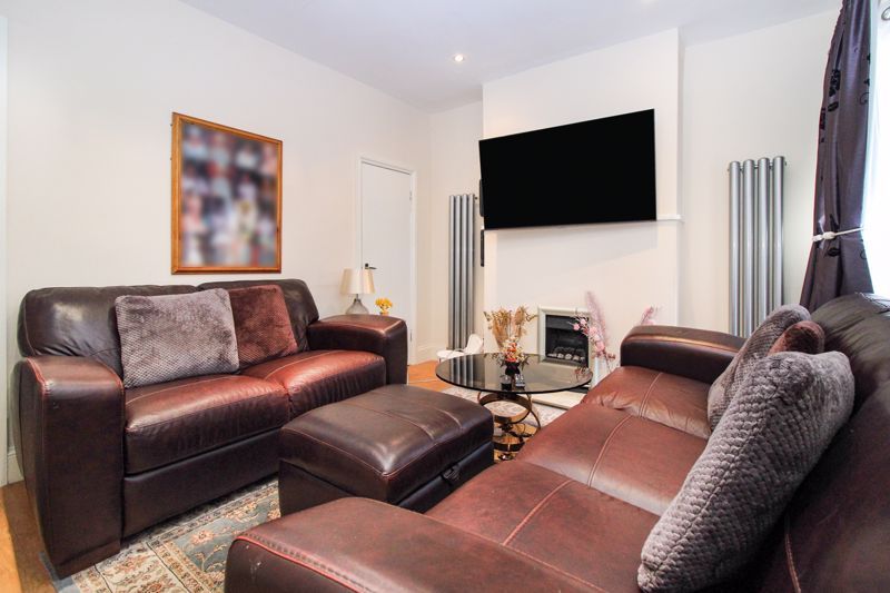 Property photo 3 of 14 Living Room