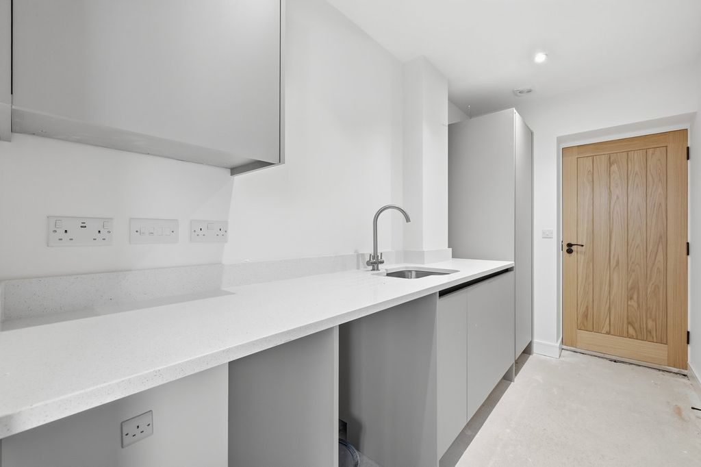 Additional image 6 of 5 bed detached house for saleOakley Gardens, Little Oakley, Harwich CO12