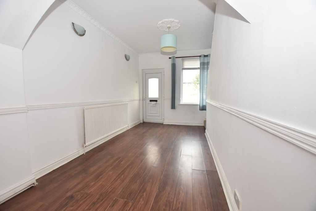 Property photo 2 of 8 Dining Area (2).Jpg