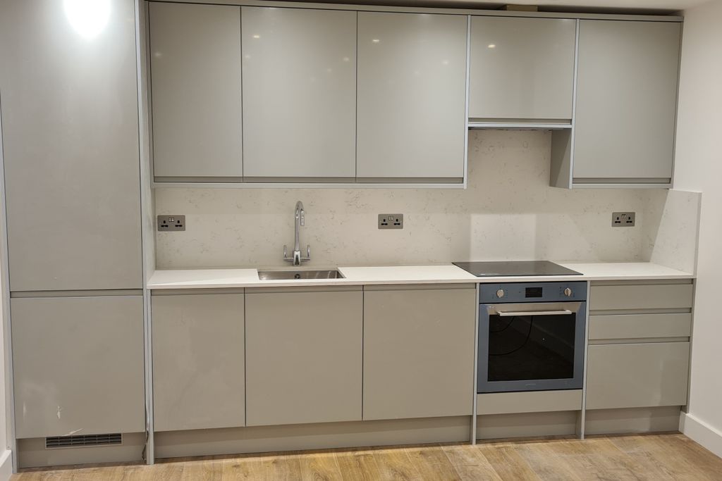 Property photo 3 of 15 Kitchen