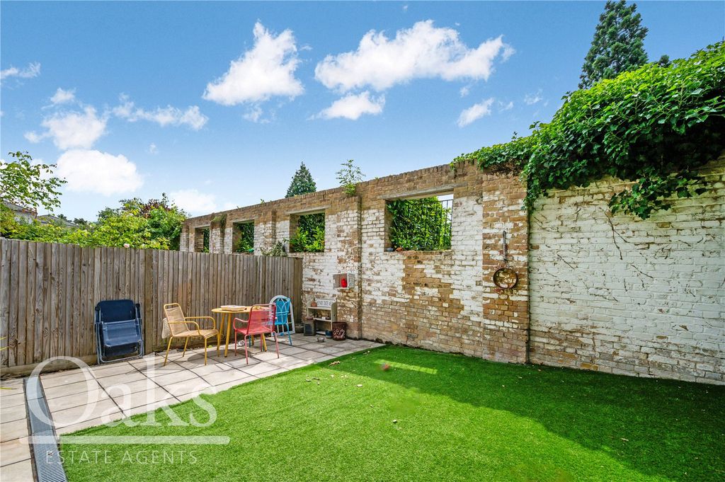 Property photo 3 of 10 Picture No. 23