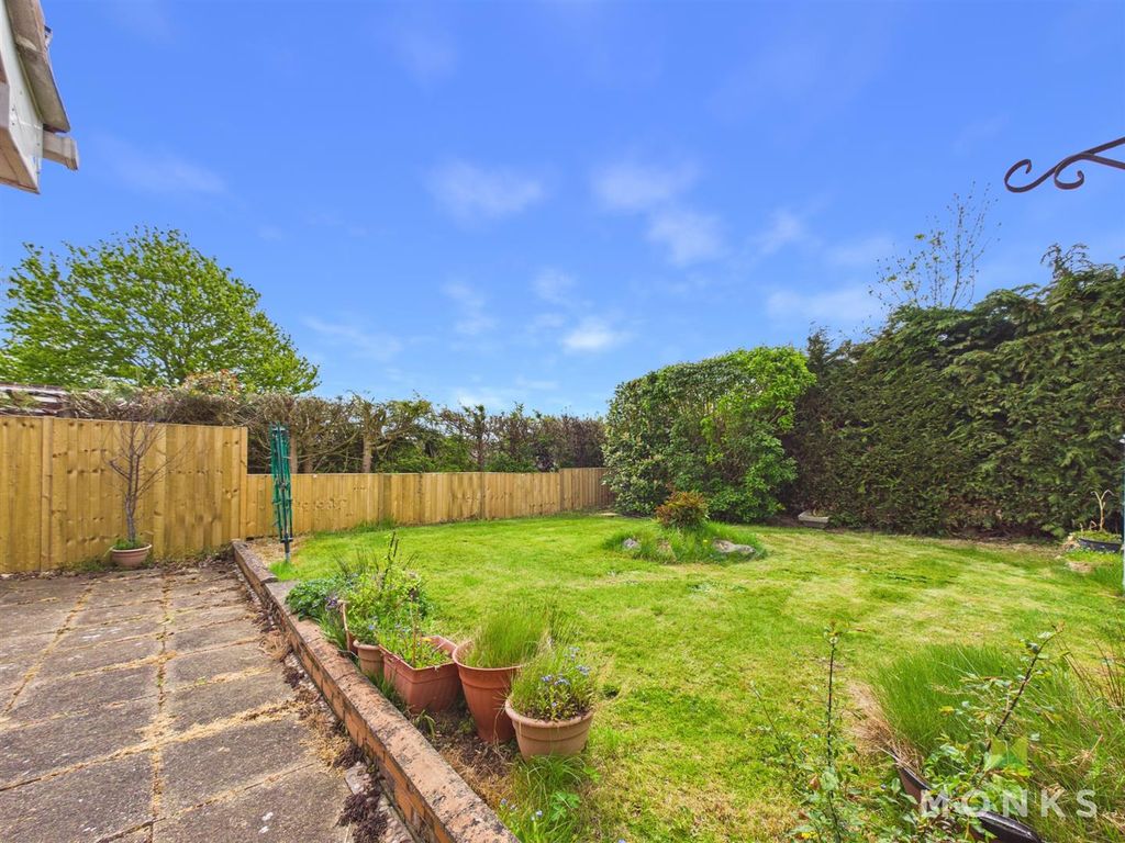 Property photo 1 of 11 Cam01348G0-Pr0811-Still010.Jpg