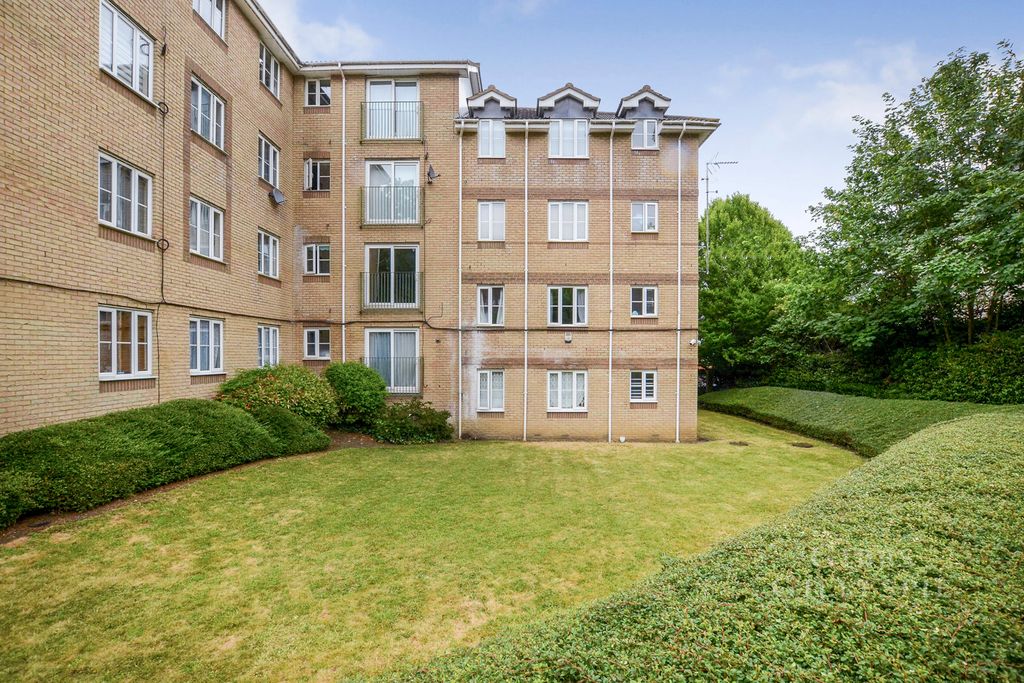Property photo 2 of 17 Pbox-Img.Jpg