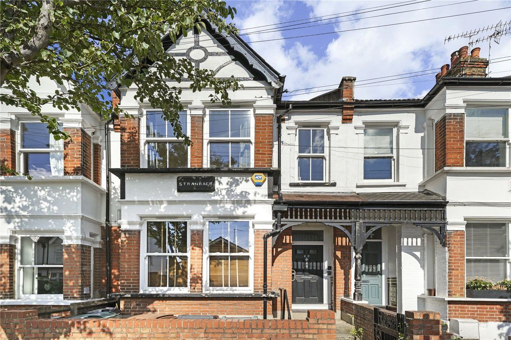 Property photo 2 of 16 Picture No. 20