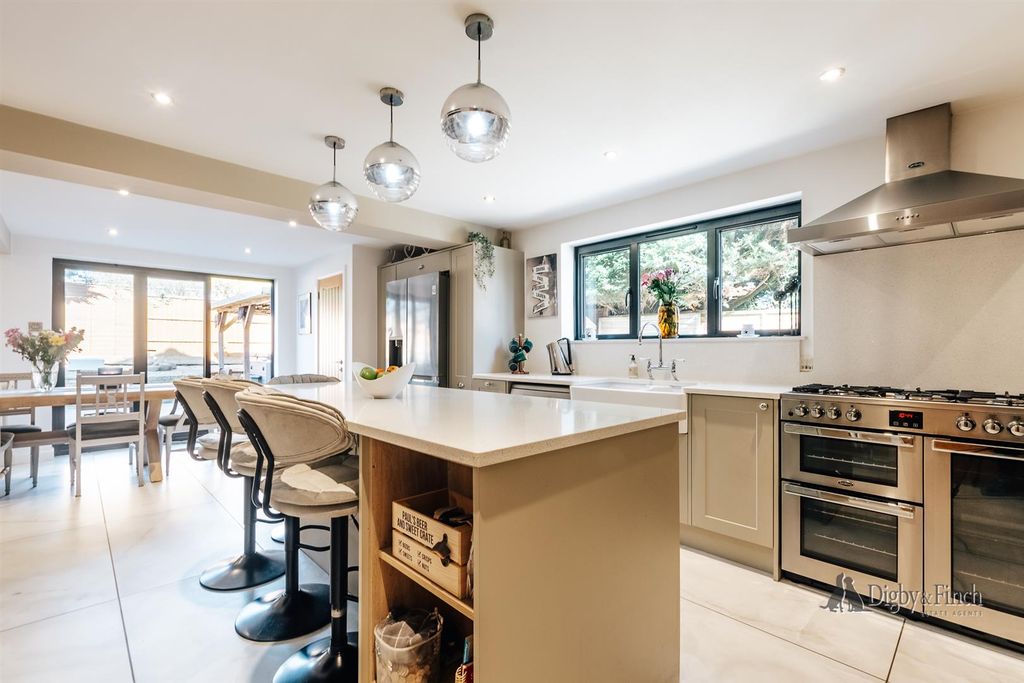 Property photo 2 of 39 2 Park Road -39.Jpg