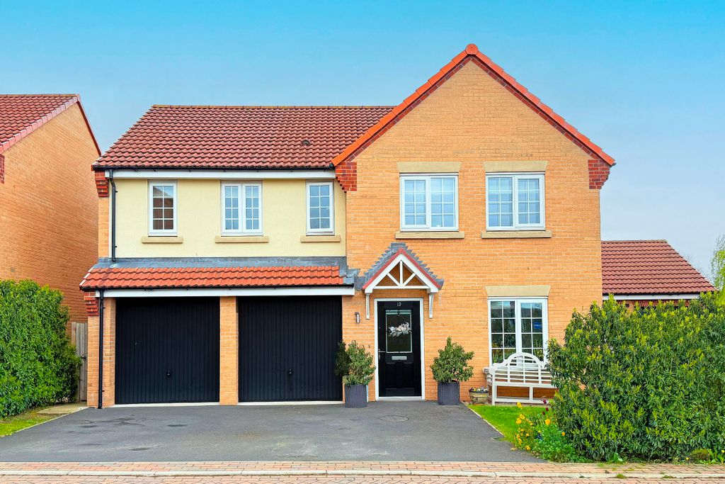 Property photo 1 of 25