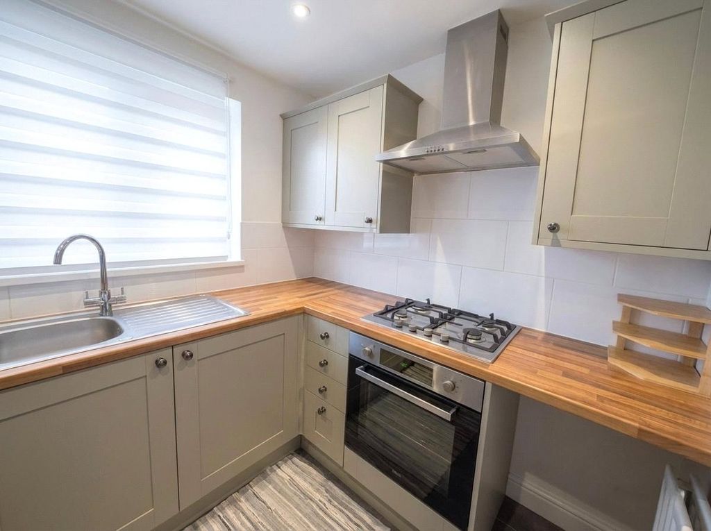 Property photo 3 of 7 Picture No. 05