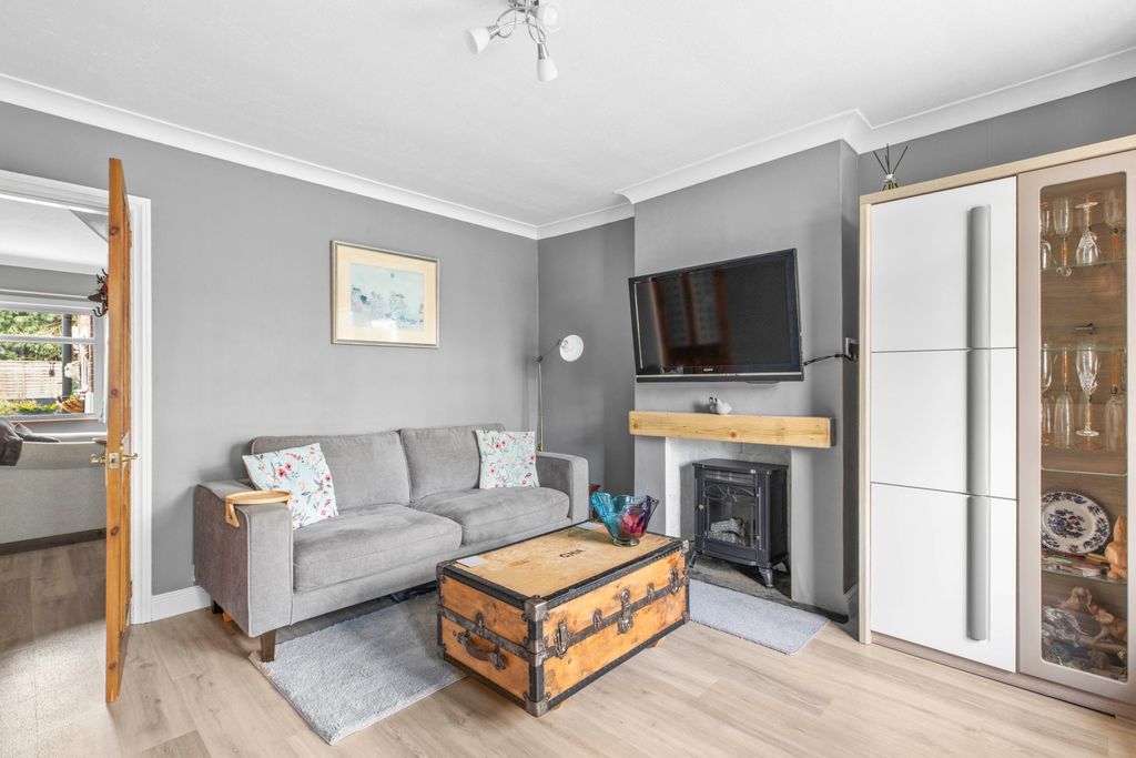 Property photo 3 of 14