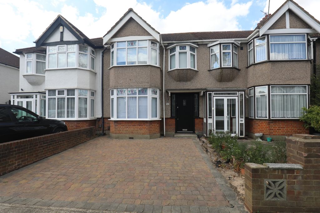 Property photo 1 of 13 8E0A9226