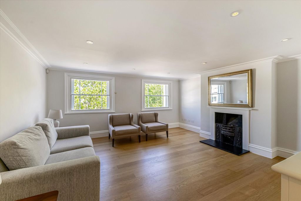 Property photo 1 of 18 Image