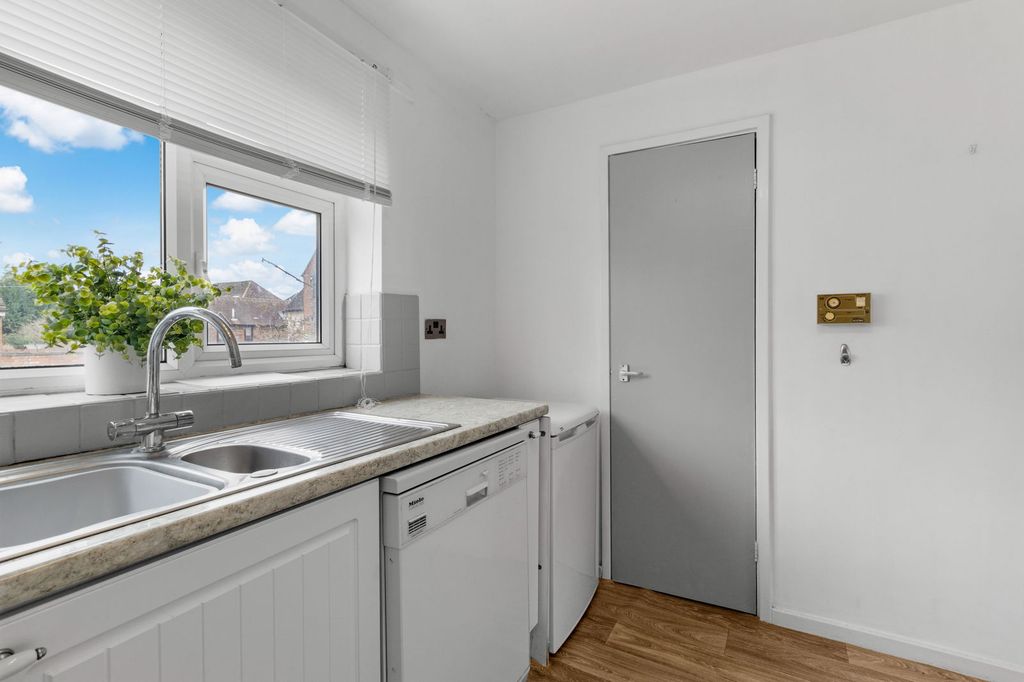 Additional image 6 of 2 bed flat for saleNew Street, Upton-Upon-Severn, Worcestershire WR8