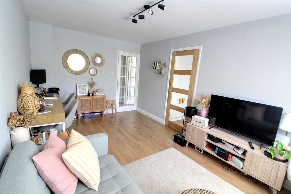 Property photo 2 of 9 Picture No. 09