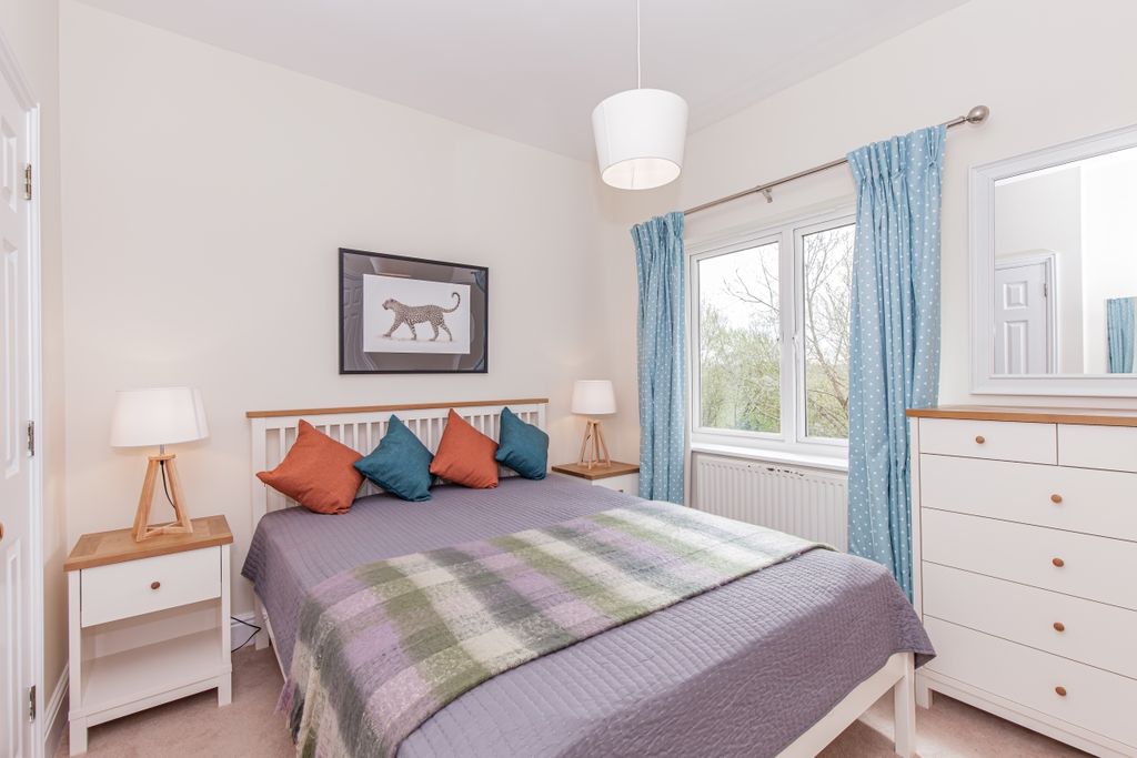 Property photo 2 of 9 158573