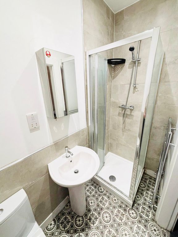 Property photo 3 of 12 Gallery