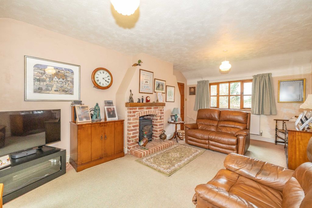 Property photo 2 of 16 Picture 2