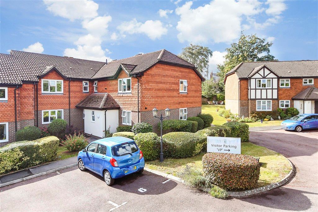 Property photo 2 of 7 Front