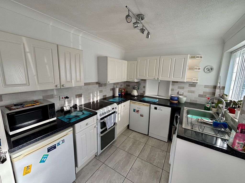 Property photo 2 of 13 View