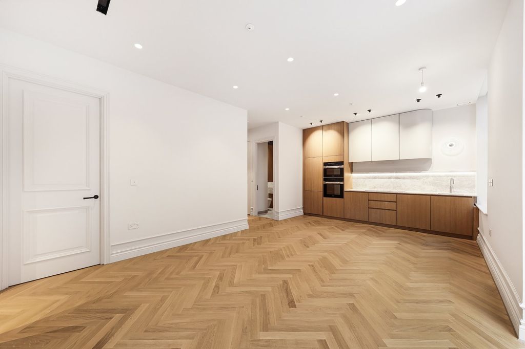 Property photo 2 of 10 Picture No. 08