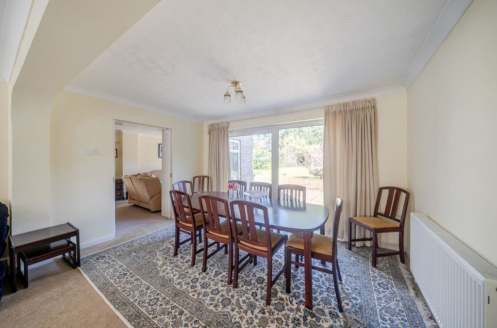 Property photo 3 of 12 1432955-23-69Bc62...