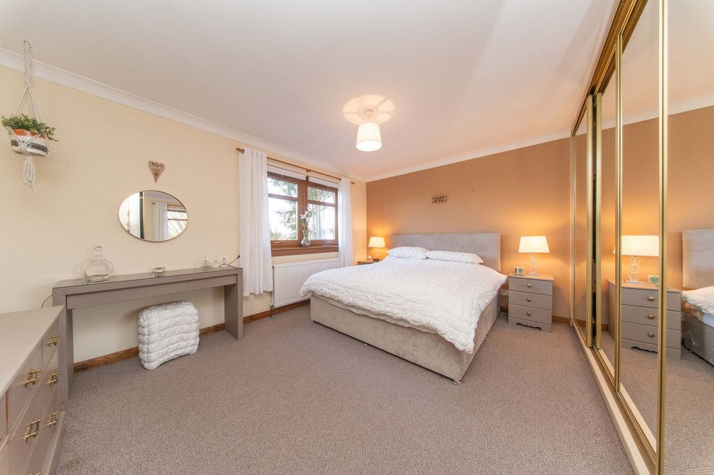 Additional image 8 of 4 bed villa for saleJamphlars Road, Cardenden, Lochgelly KY5