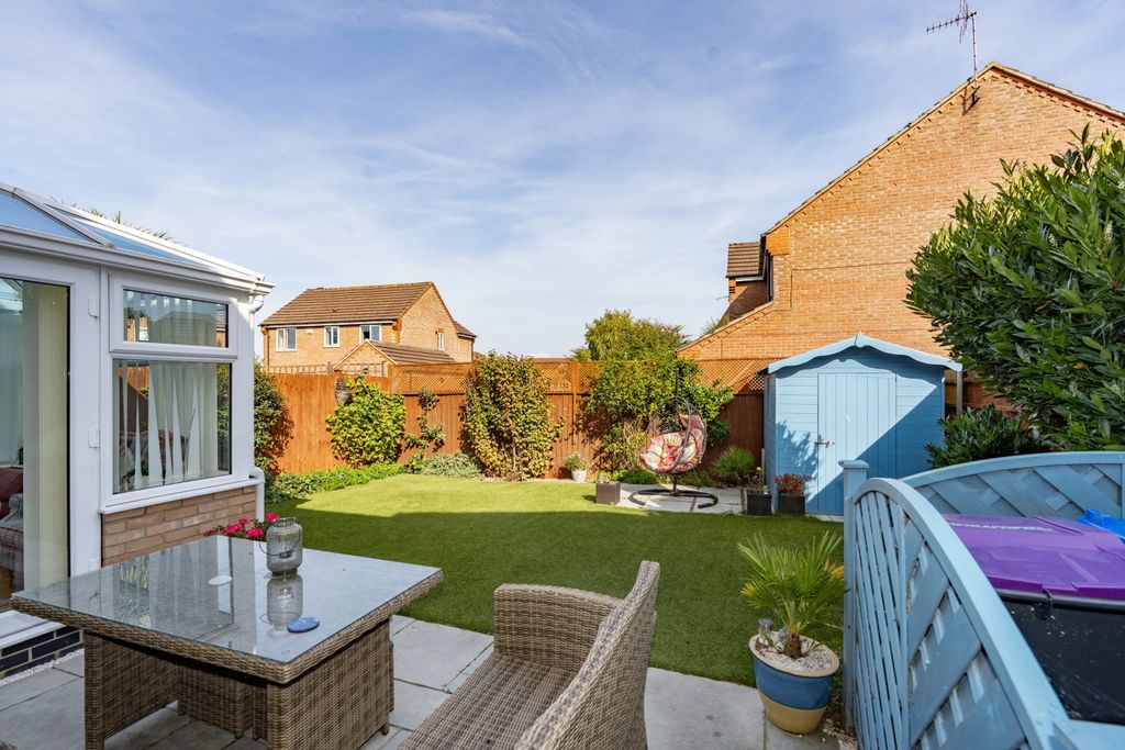 Property photo 2 of 19 Rear Garden