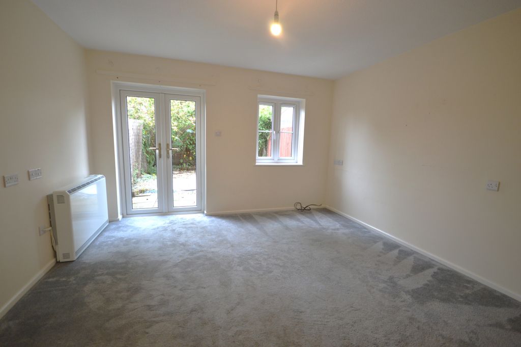 Property photo 2 of 10 Living Room.Jpg