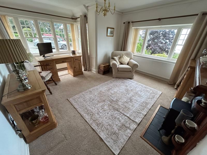 Property photo 3 of 76 Photo 62