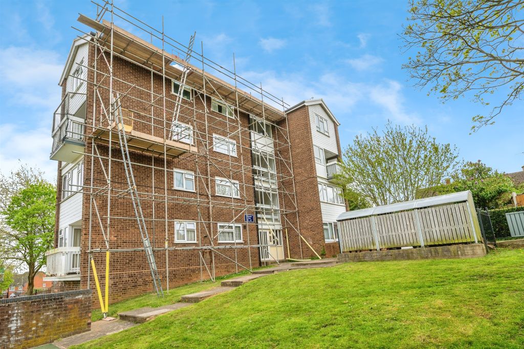 Property photo 2 of 13