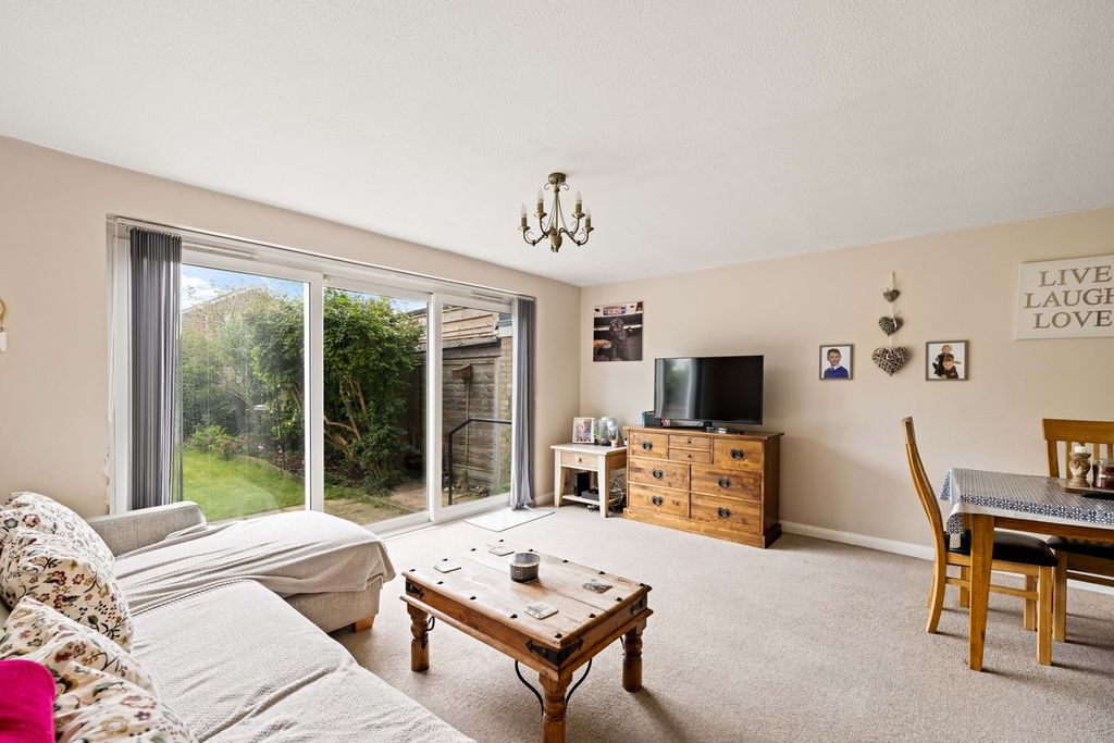 Property photo 2 of 13