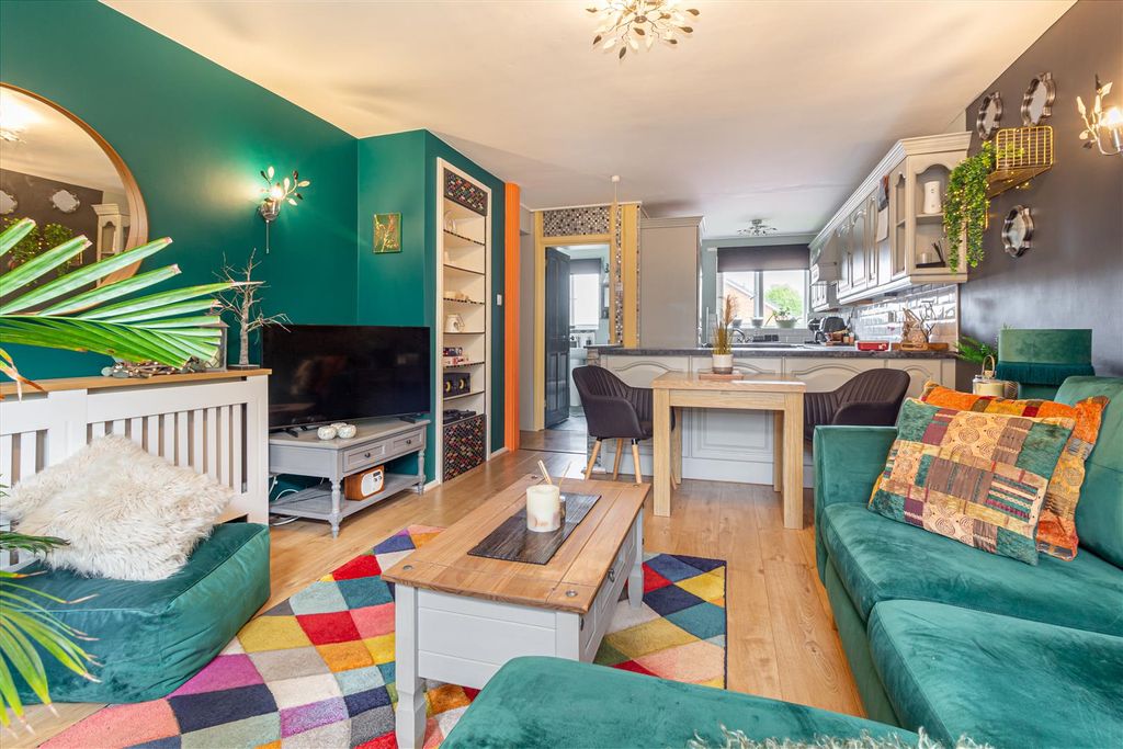 Property photo 2 of 16 Living-Room-4.Jpg