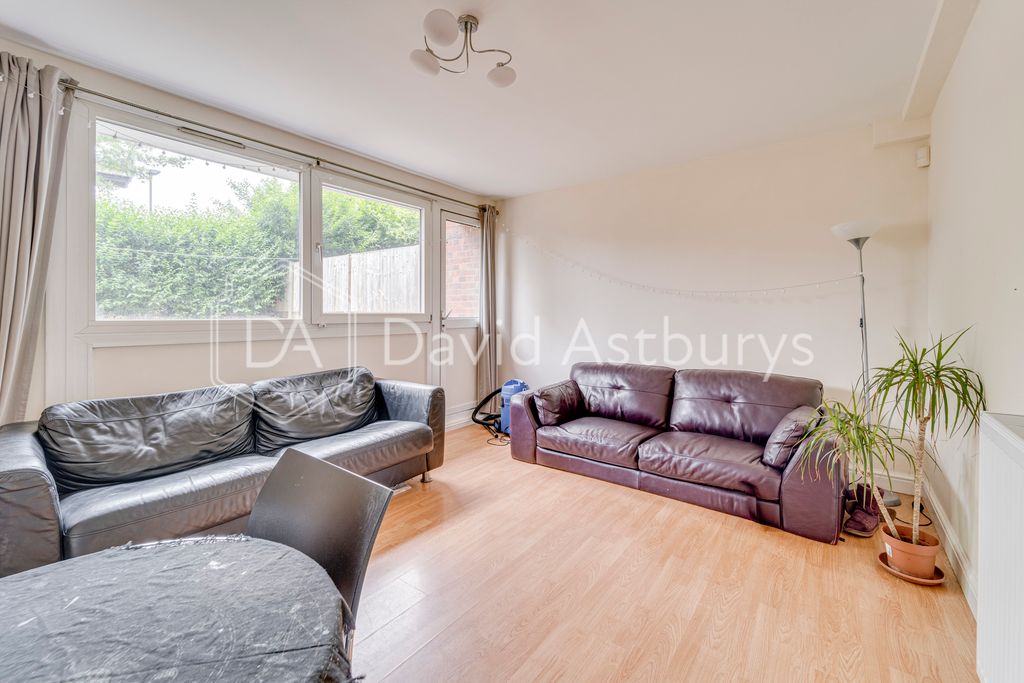 Property photo 3 of 10 Ndb01341_Enfused