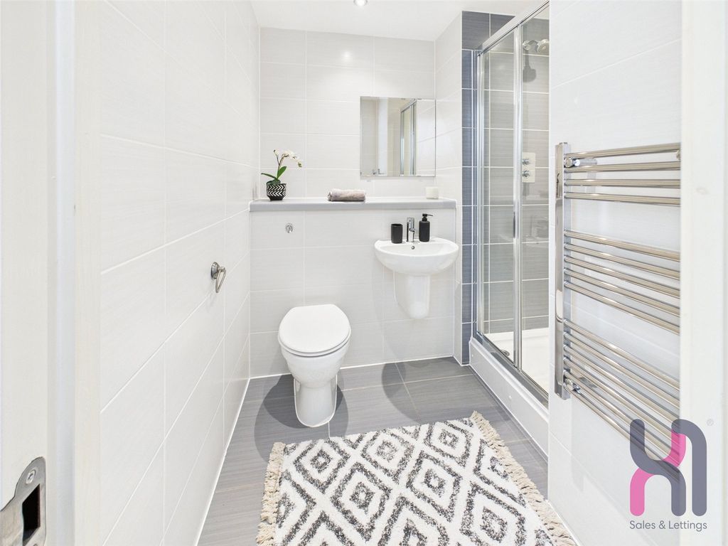 Property photo 2 of 7 Picture No. 14