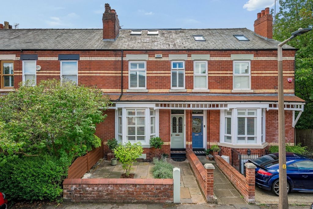 Property photo 1 of 17