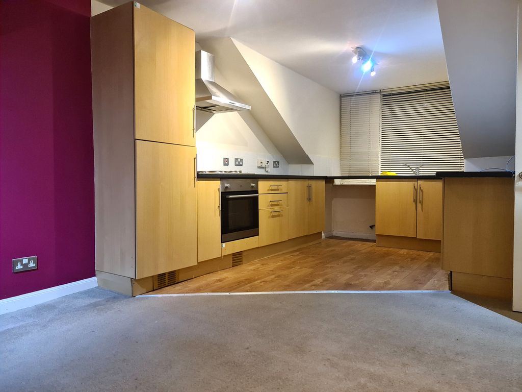 Property photo 3 of 10 3