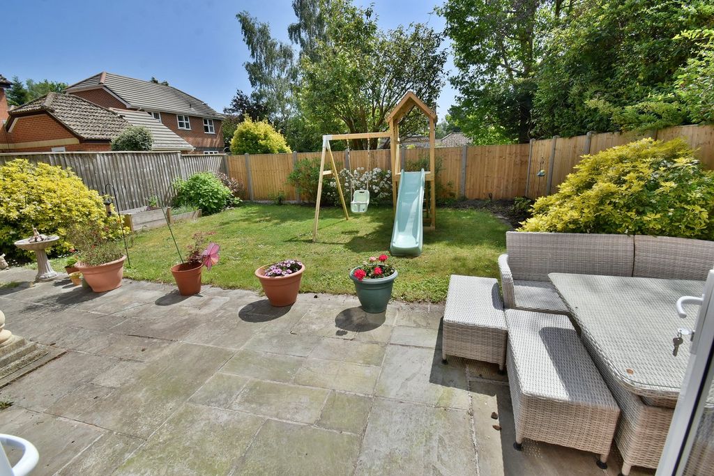 Property photo 2 of 18